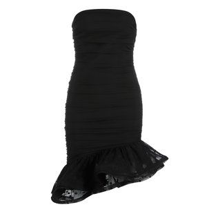 A strapless and buttock evening dress